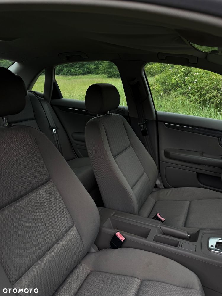 Audi A4 Limousine 2.0 FSI - 12