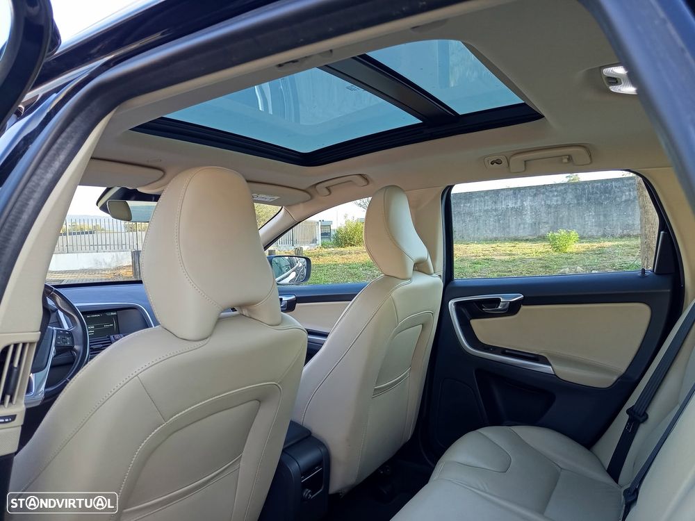 Volvo XC 60 2.0 D3 Momentum - 15