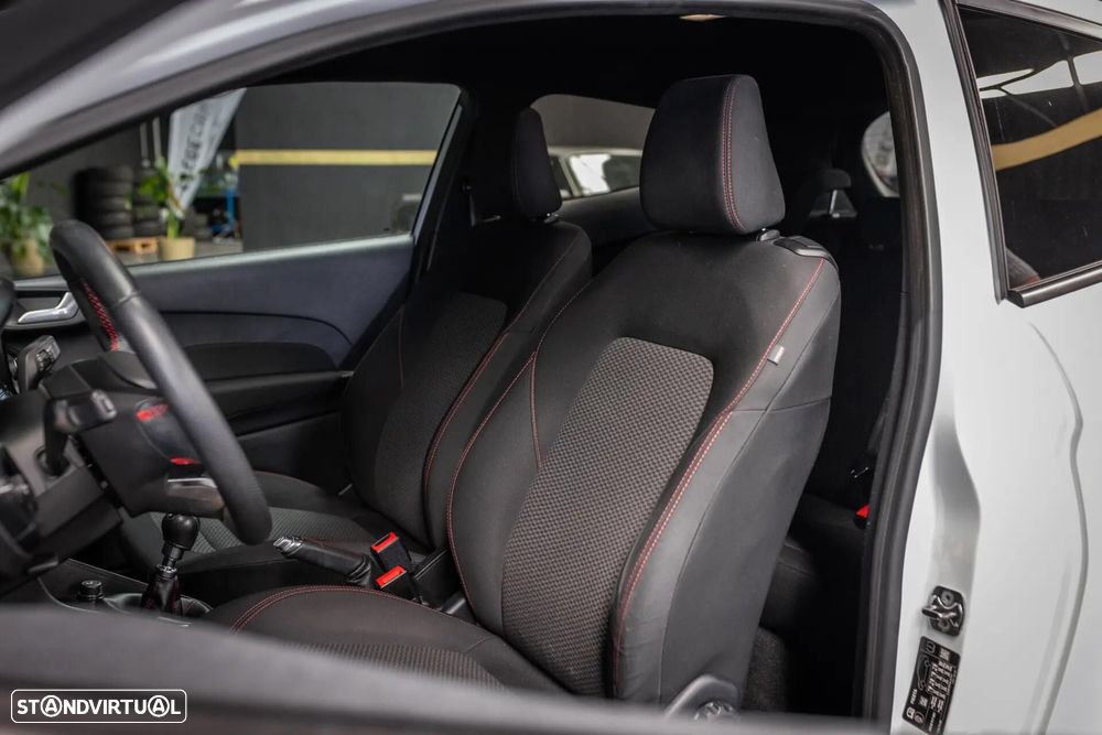 Ford Fiesta 1.0 EcoBoost ST-Line - 29