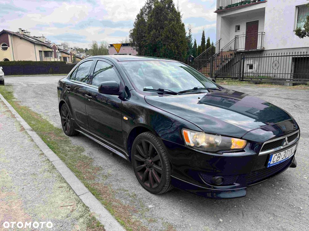 Mitsubishi Lancer - 1