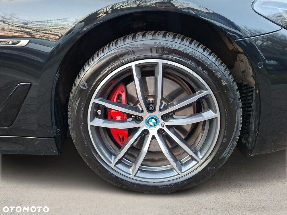 BMW Seria 5 530e xDrive M Sport sport - 10