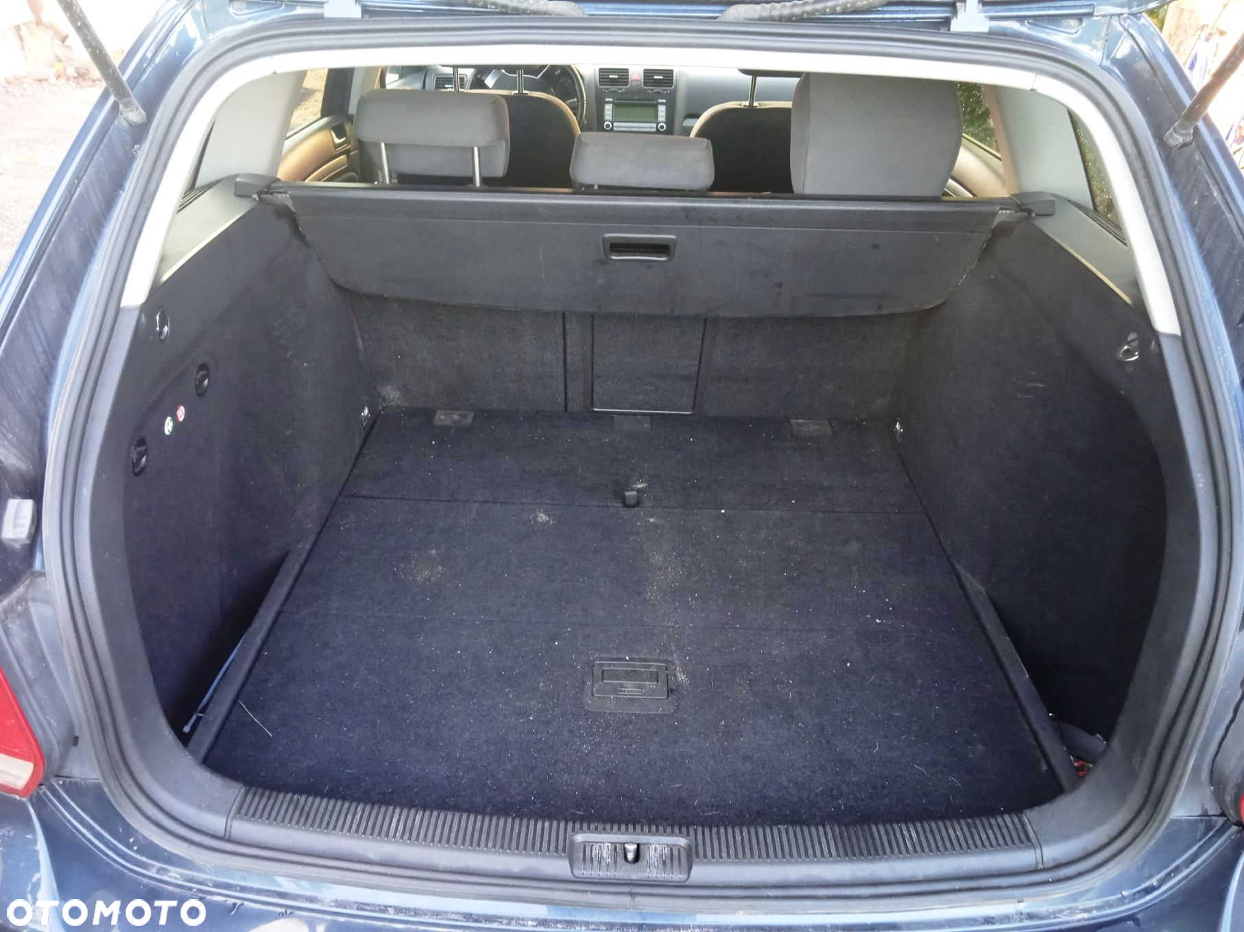 Na części VW Golf V kombi 1.9 TDI lakier LC5F silnik BLS skrzynia JCR - 11