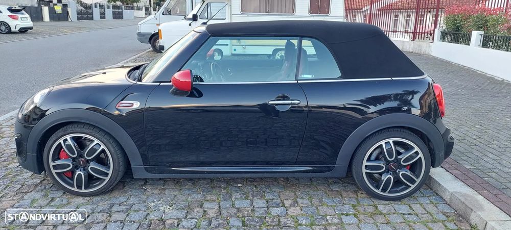 MINI Cabrio John Cooper Works Auto Desportiva - 30