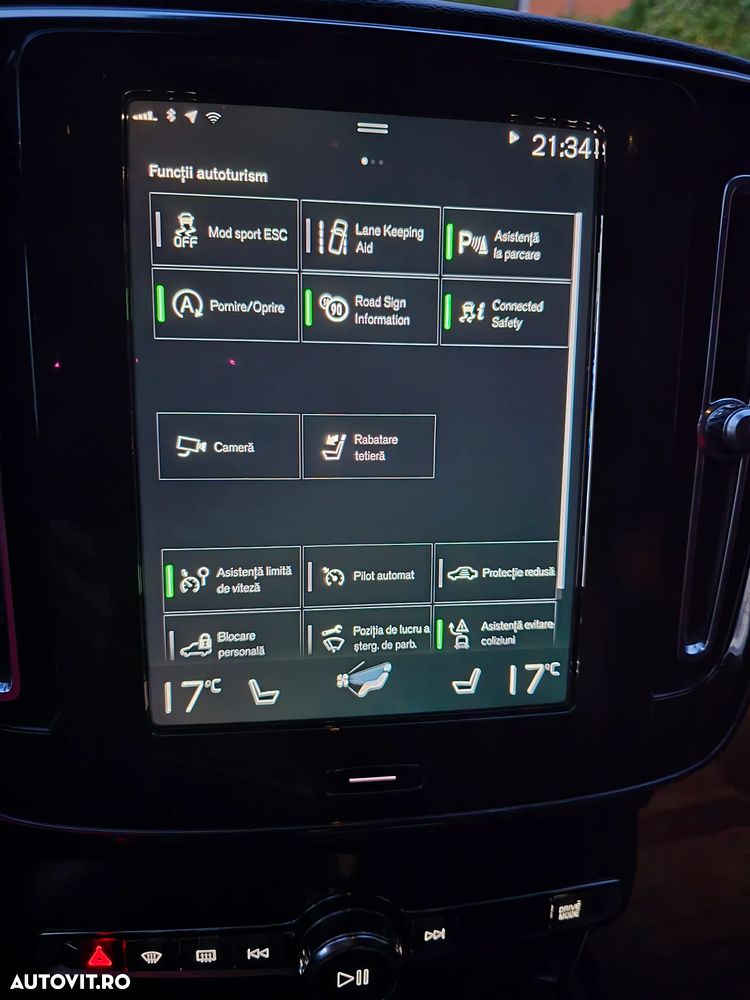 Volvo XC 40 T3 AT8 Momentum Pro - 10