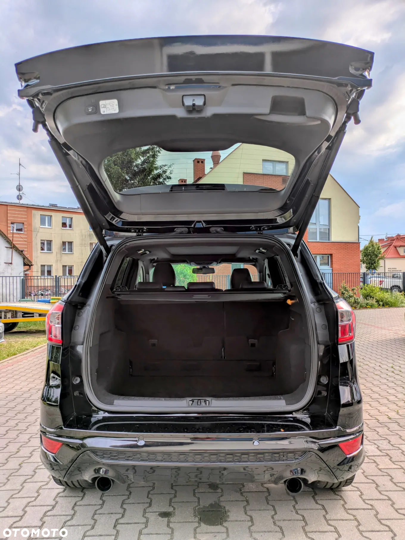 Ford Kuga 1.5 EcoBoost 2x4 ST-Line - 12
