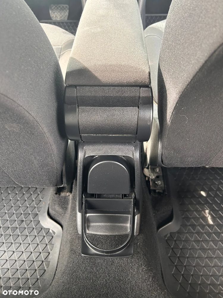 Volkswagen Polo - 16