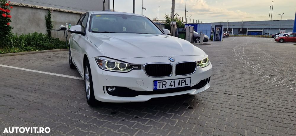 BMW Seria 3 320d DPF Aut. Edition Exclusive - 17