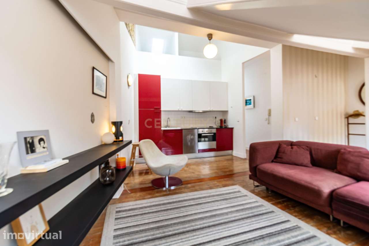 Um apartamento cheio de glamour no coração do Chiado - Grande imagem: 4/18