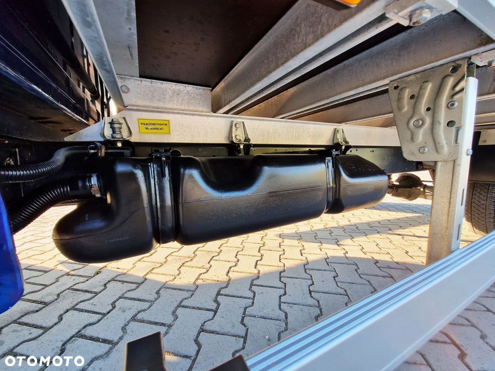 Iveco DAILY - 25