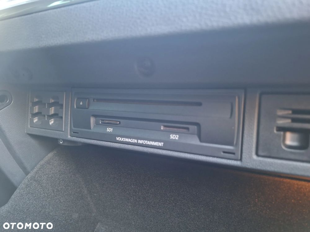 Volkswagen Golf 2.0 TDI BlueMotion Technology Allstar - 8