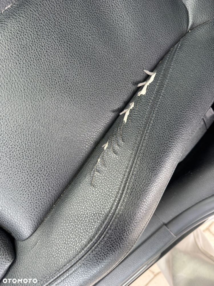 BMW Seria 3 330i Sport Line - 9