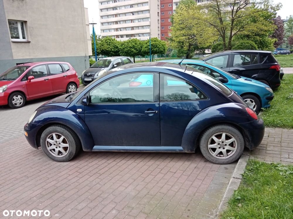 Volkswagen New Beetle 1.8T - 11
