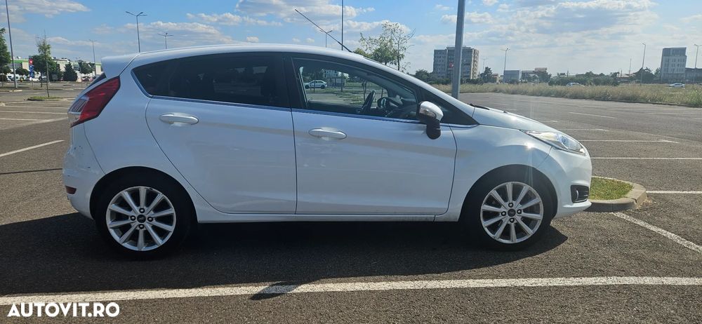 Ford Fiesta 1.5 TDCi Titanium - 22