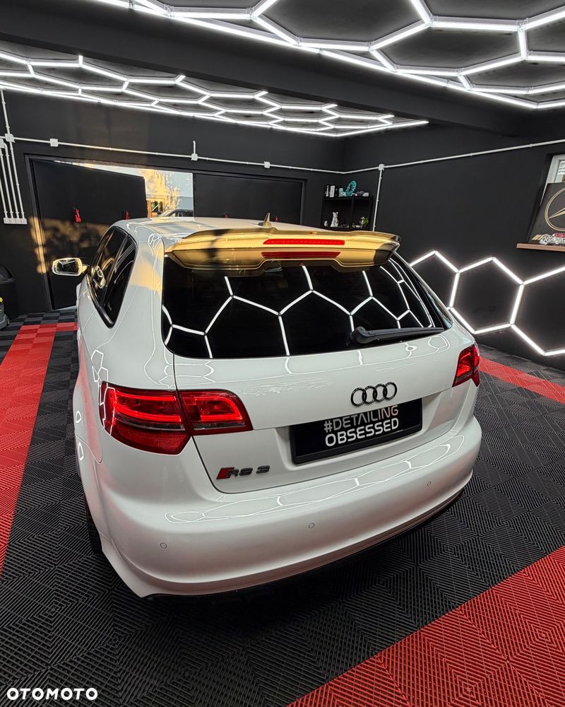 Audi RS3 Sportback - 19