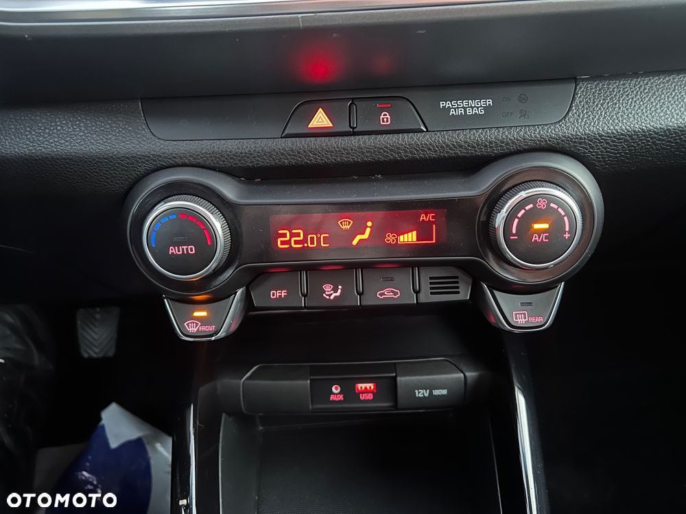 Kia Stonic 1.4 L - 18