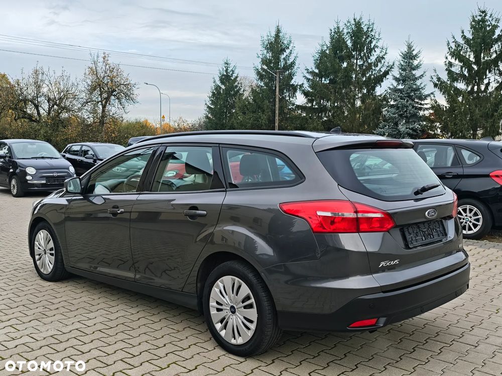 Ford Focus - 7