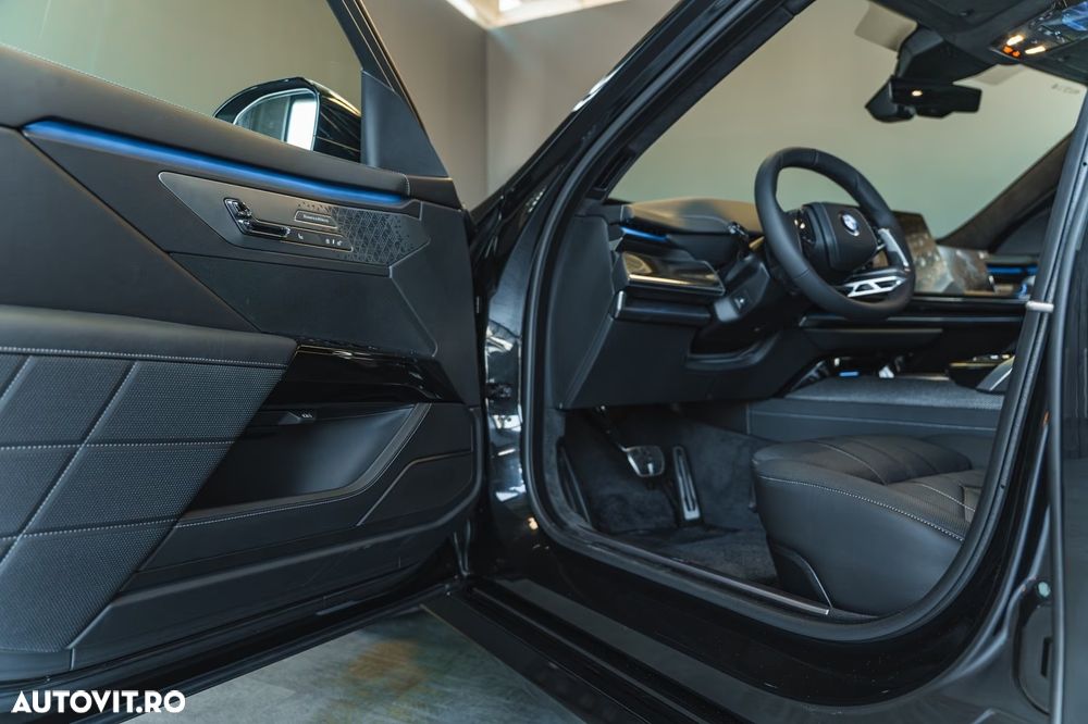 BMW Seria 7 - 22