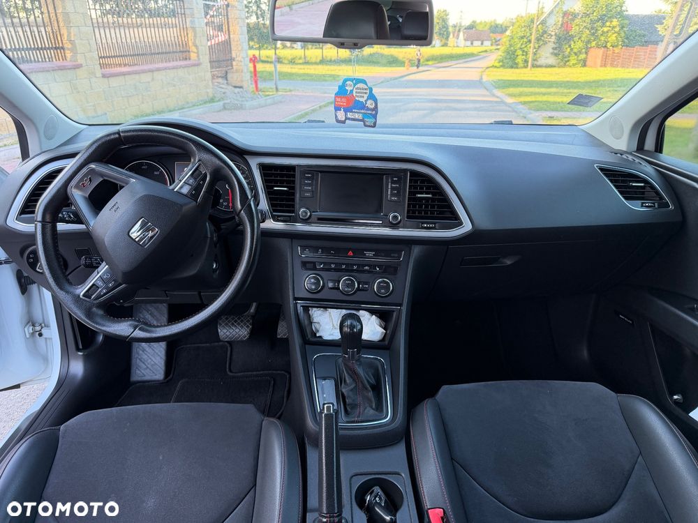 Seat Leon 2.0 TDI DPF Start&Stop DSG FR - 28