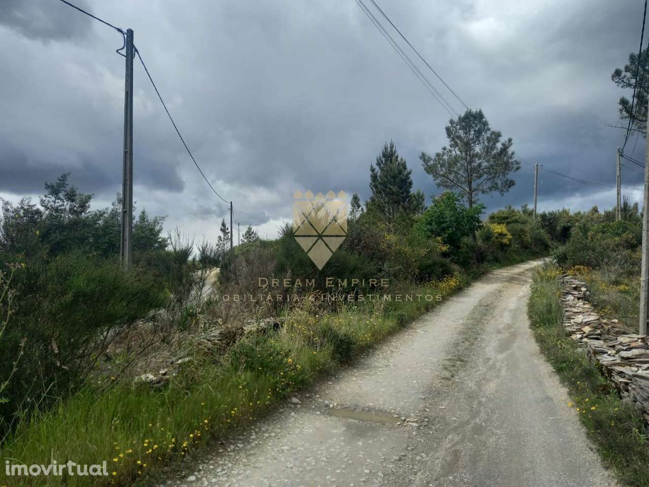 Terreno com 13.679 m² — Excelente Localização em Recarei - Grande imagem: 5/8