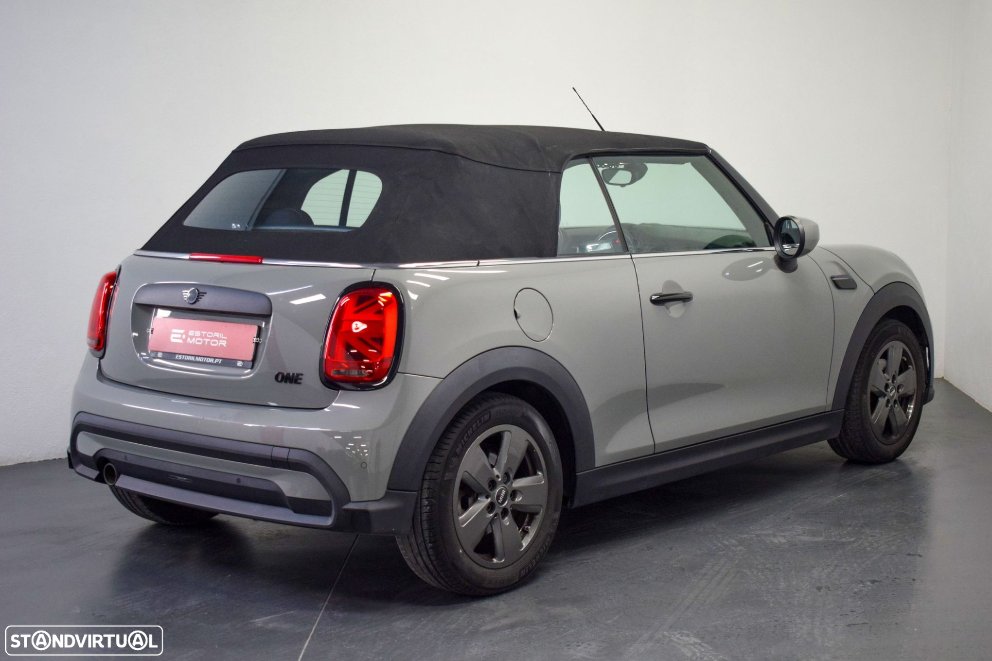 MINI Cabrio One - 8