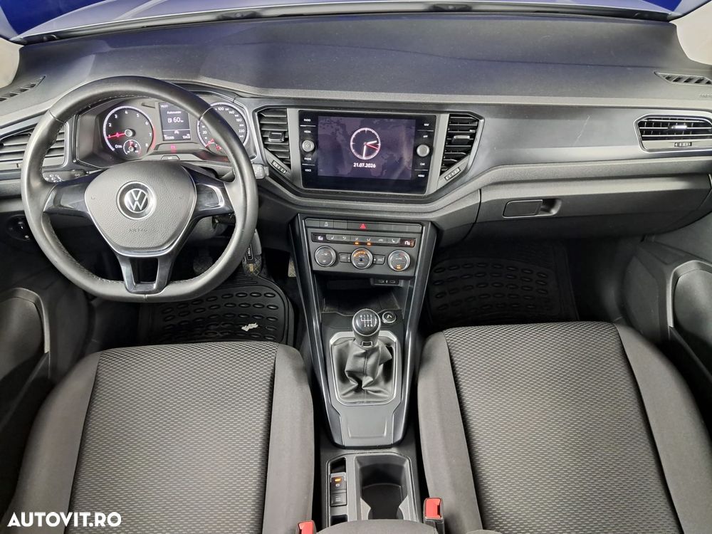 Volkswagen T-Roc - 12