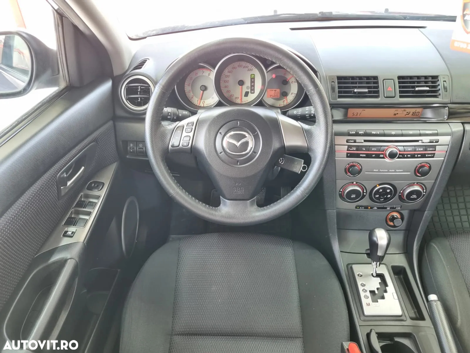 Mazda 3 - 8