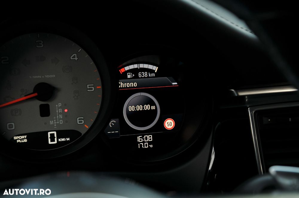 Porsche Macan - 26