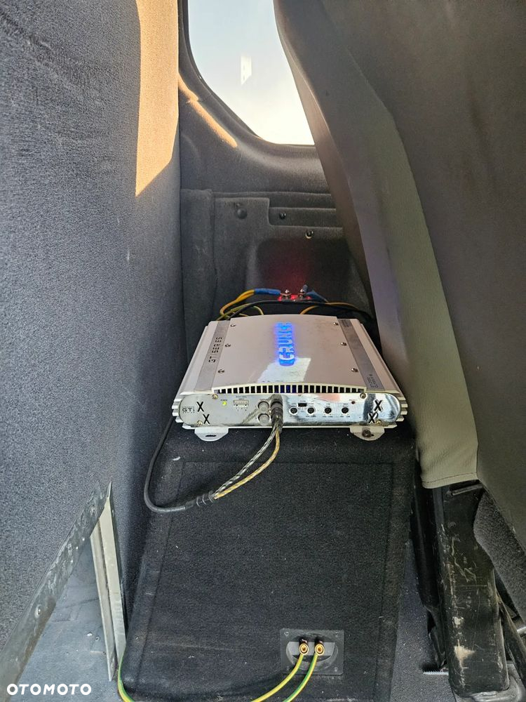 Opel Vivaro - 12