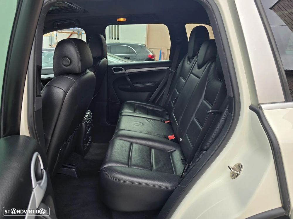 Porsche Cayenne Tiptronic S - 21