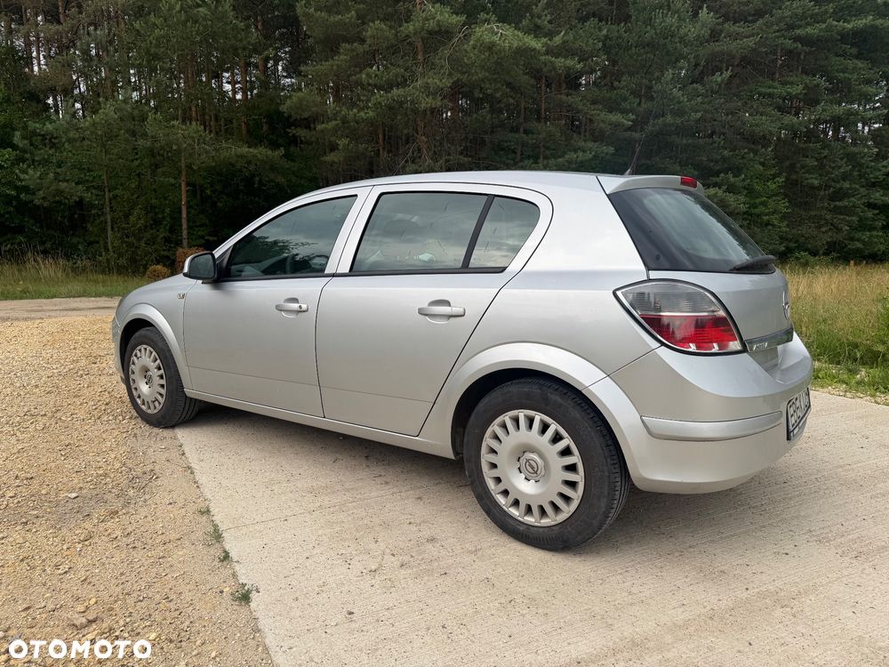Opel Astra 1.6 Sport - 4