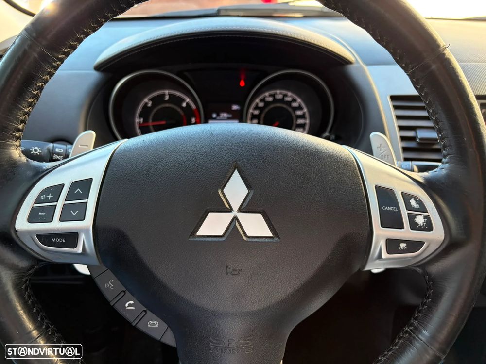Mitsubishi Outlander 2.2 DI-D Instyle 2 Aut. 4WD - 9