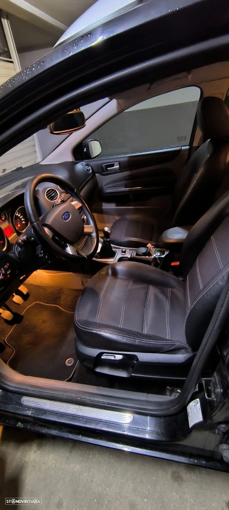 Ford Focus SW 1.6 TDCi Titanium 17 - 8