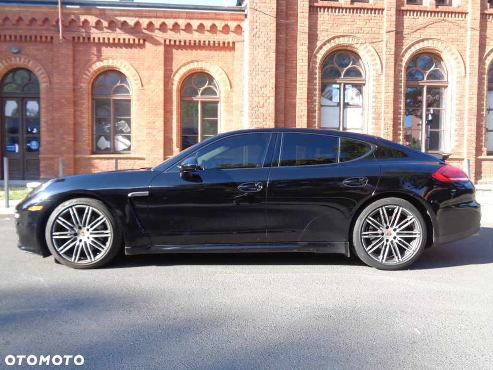Porsche Panamera 4 - 4
