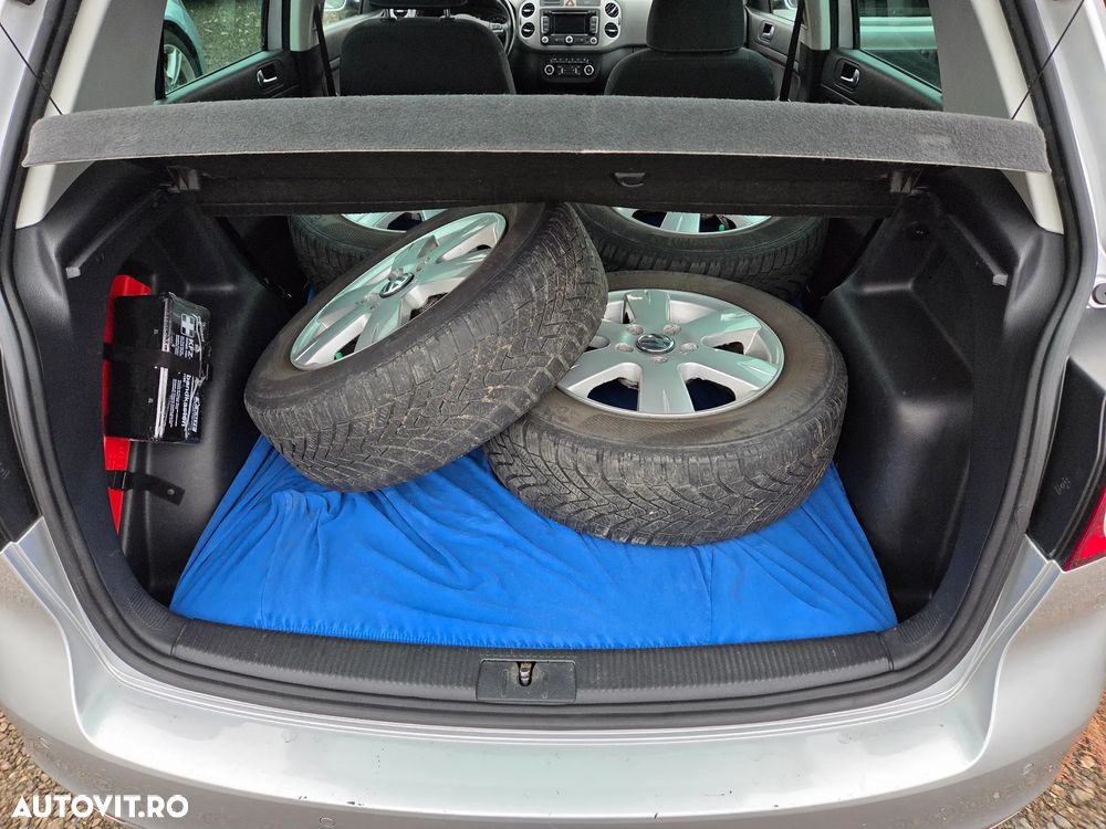 Volkswagen Golf Plus 2.0 TDI DPF Life - 9