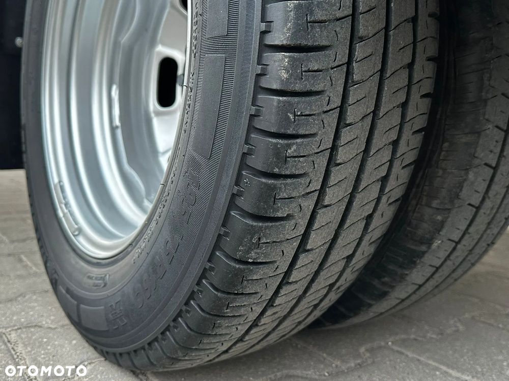 Iveco Daily 3.0 150KM/WYWROTKA/2016R/NISKI PRZEBIEG 143.960KM!/35C15/SKRZYNKA/WYJĄTKOWY KOLOR/BLIŹNIAK/KLIMA - 24