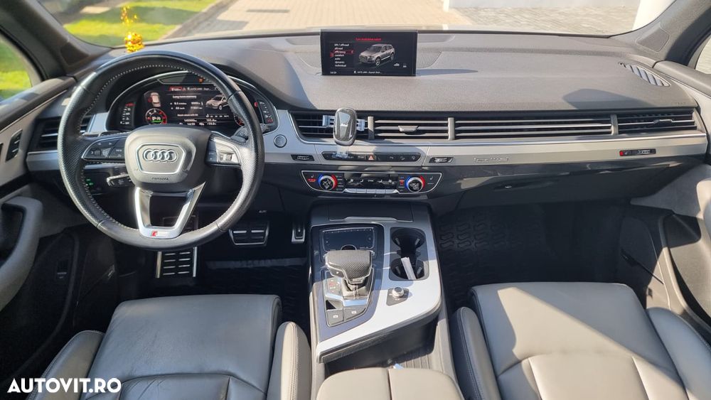 Audi Q7 - 9