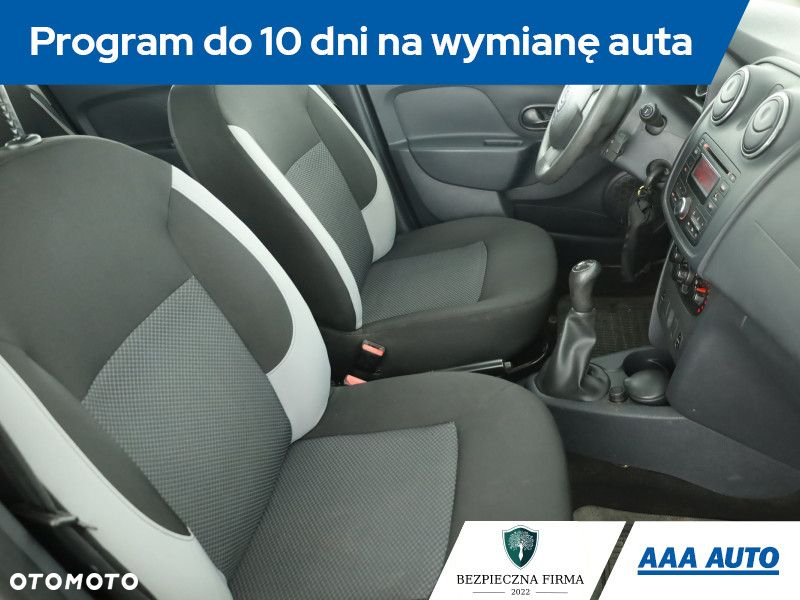 Dacia Sandero - 8