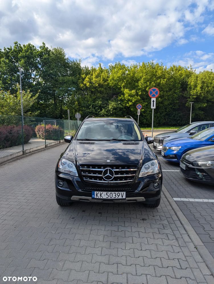 Mercedes-Benz ML - 4