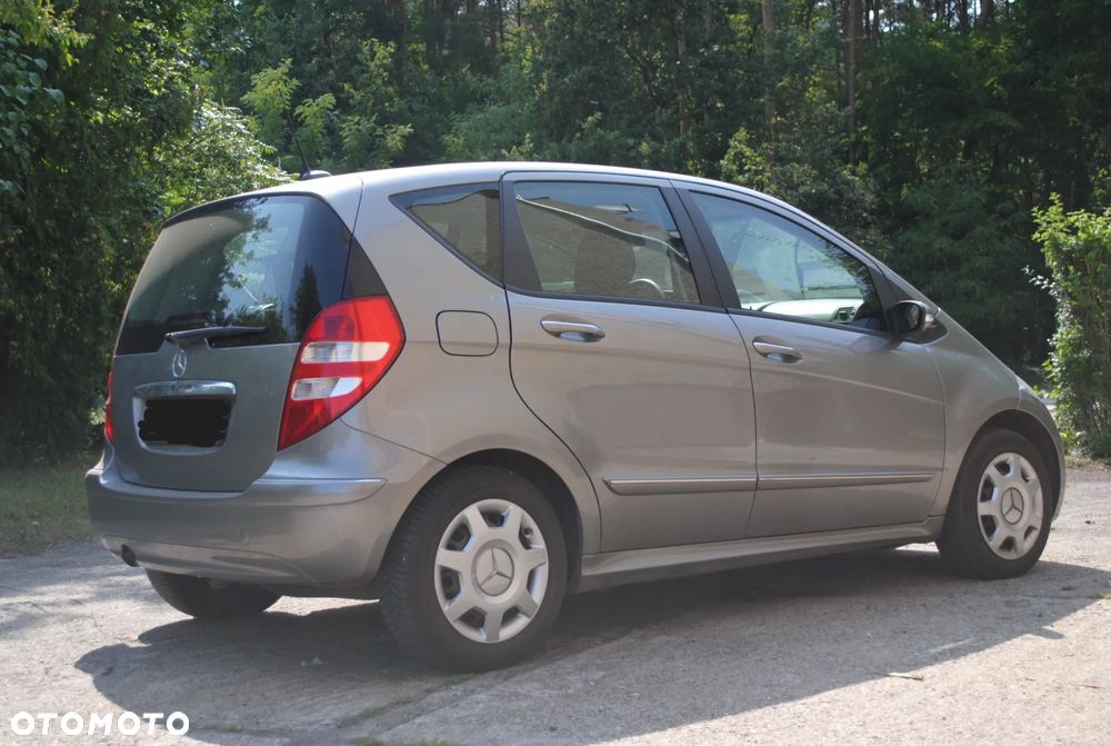 Mercedes-Benz Klasa A 170 Elegance Edition 10 - 5