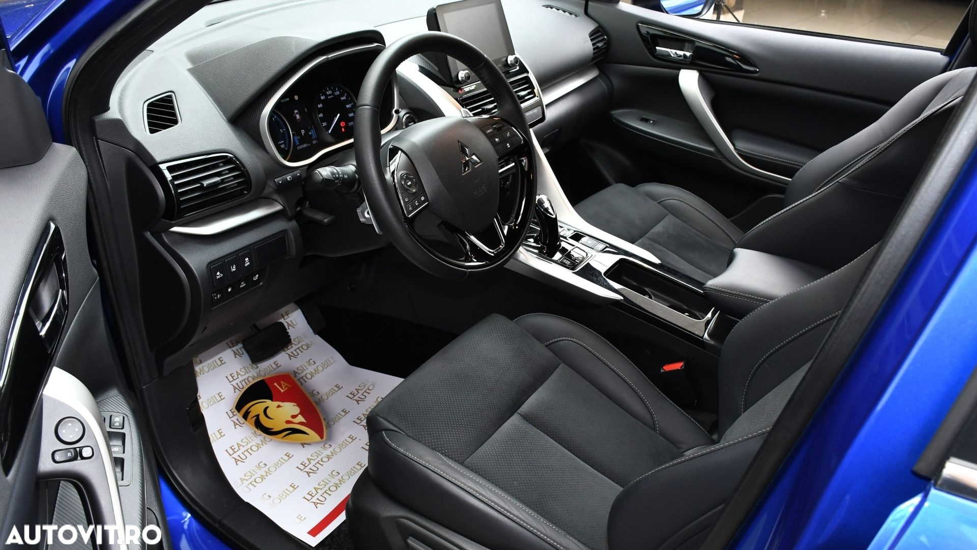 Mitsubishi Eclipse-Cross Plug-In Hybrid 4WD Intro Edition - 9