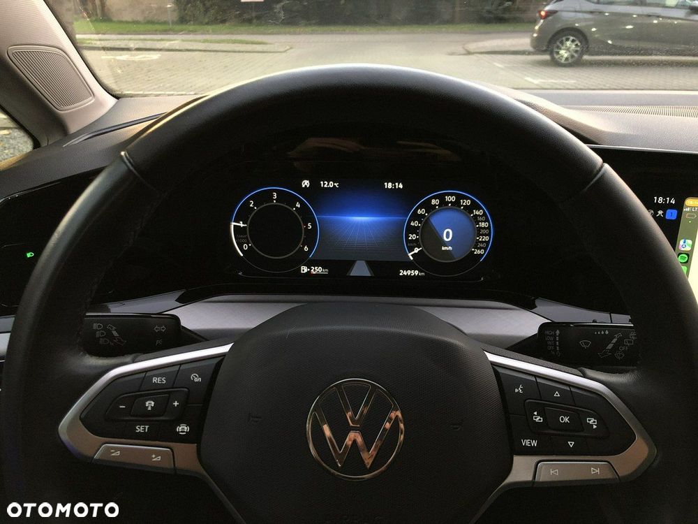 Volkswagen Golf - 15