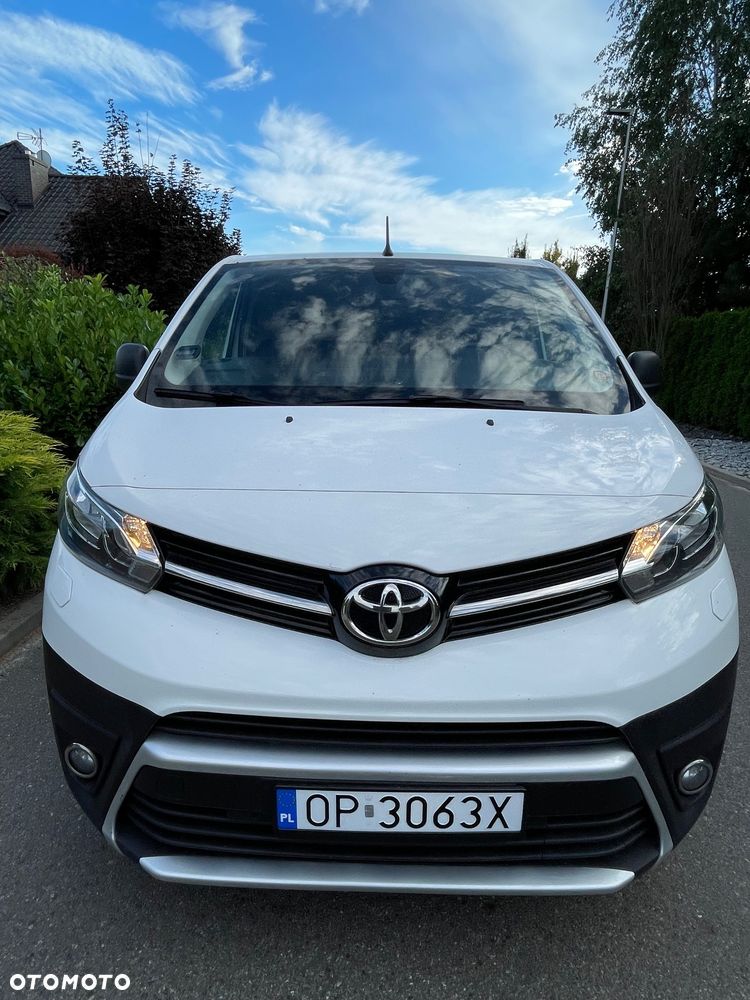 Toyota proace