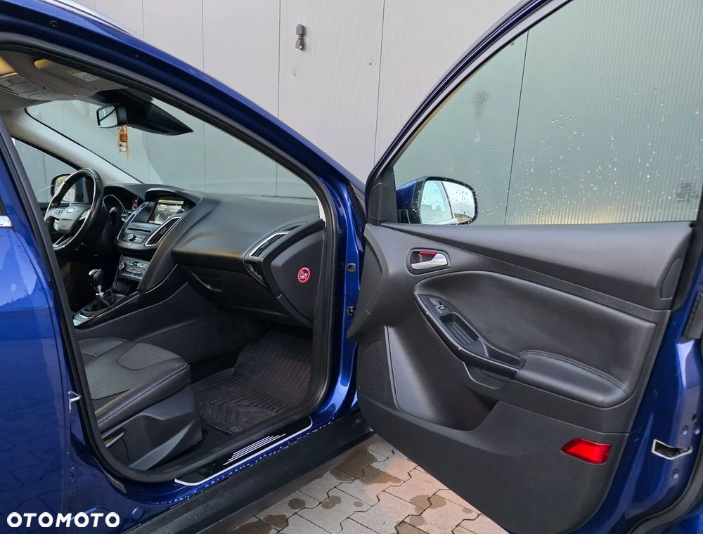 Ford Focus 1.5 TDCi DPF Start-Stopp-System Titanium - 19