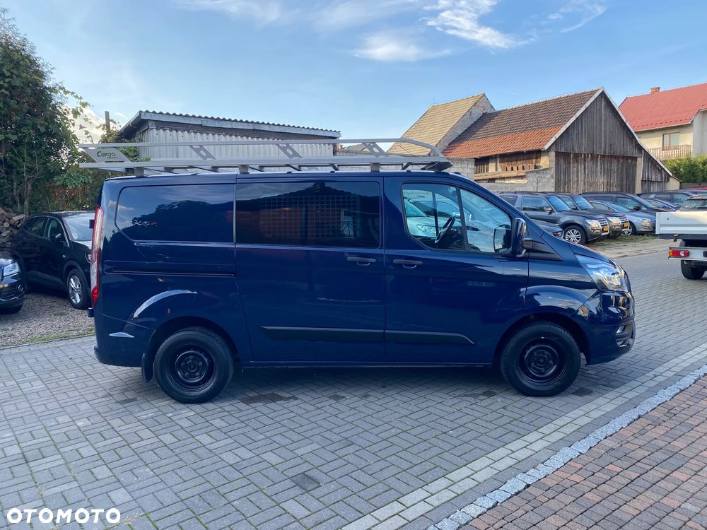 Ford TRANSIT CUSTOM - 4
