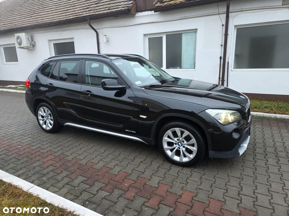 BMW X1 sDrive18d xLine - 1