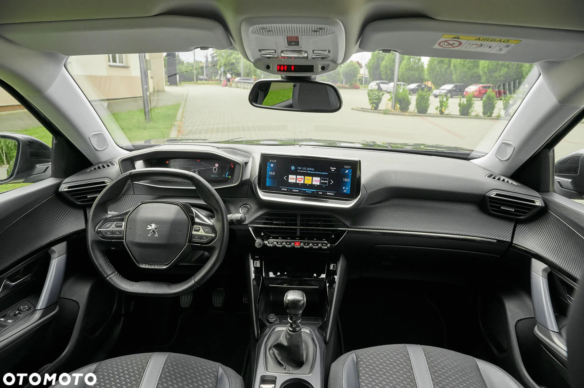 Peugeot 2008 1.5 BlueHDi Allure - 25