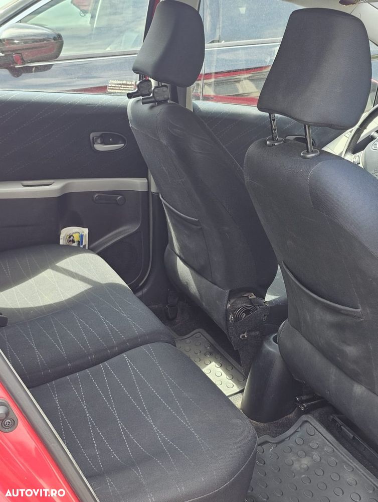 Toyota Yaris 1.3 Luna - 6