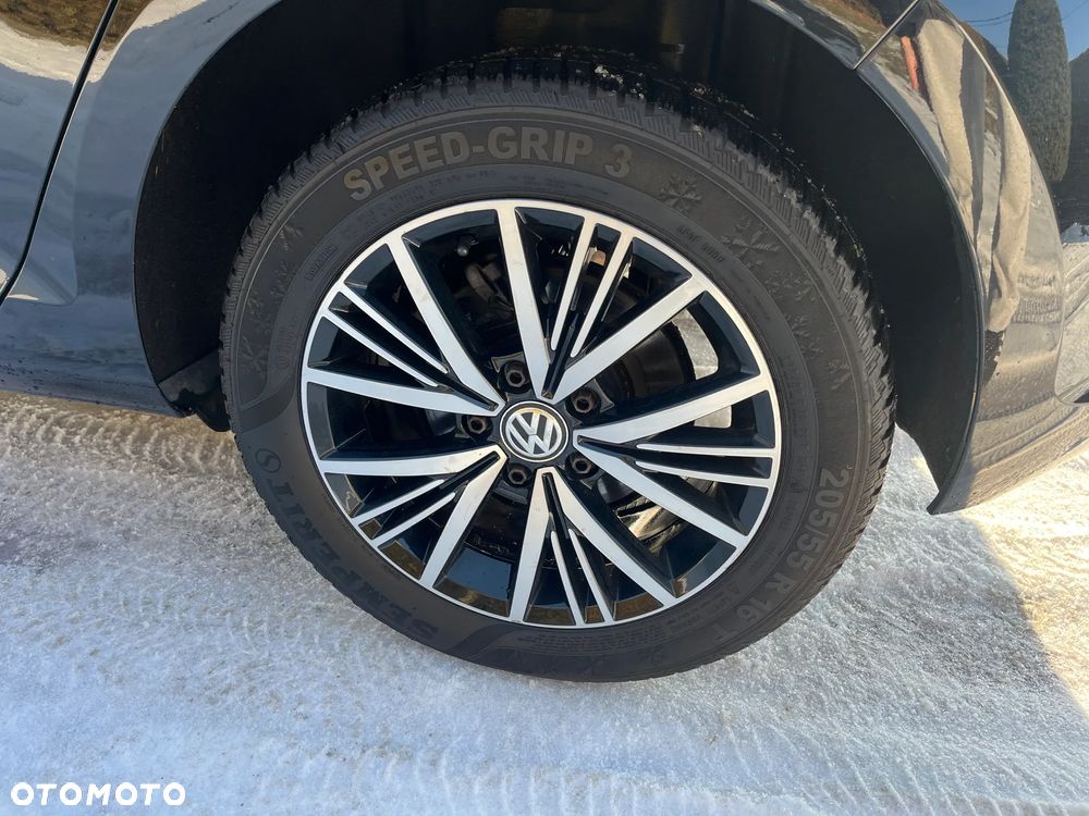 Volkswagen Golf 1.2 TSI BMT Trendline - 17