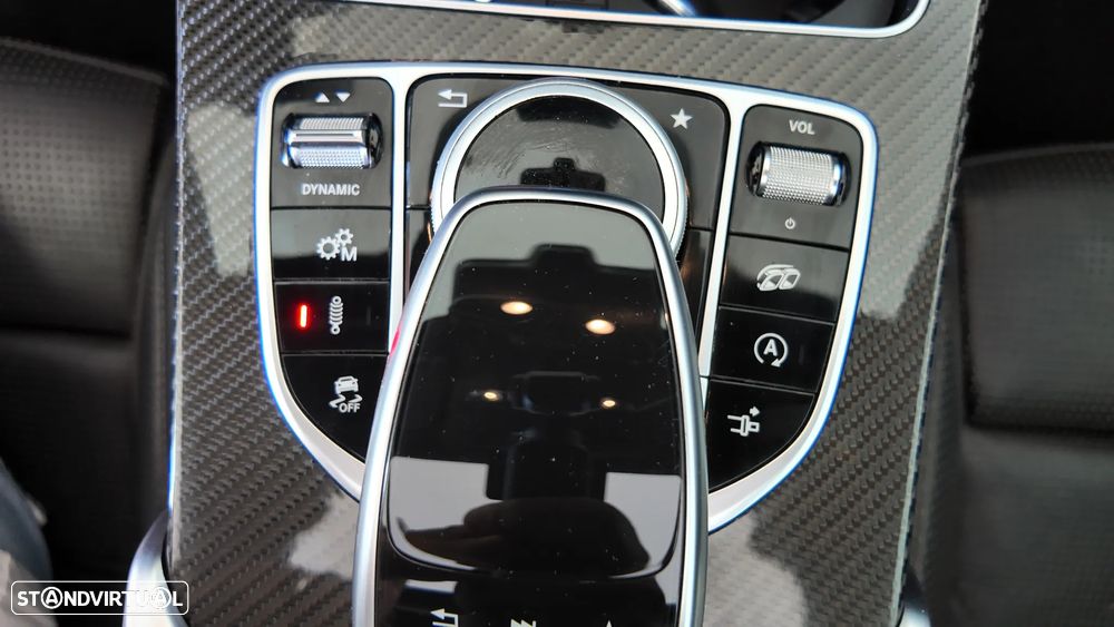 Mercedes-Benz C 63 AMG S Coupe Speedshift MCT 9G - 34