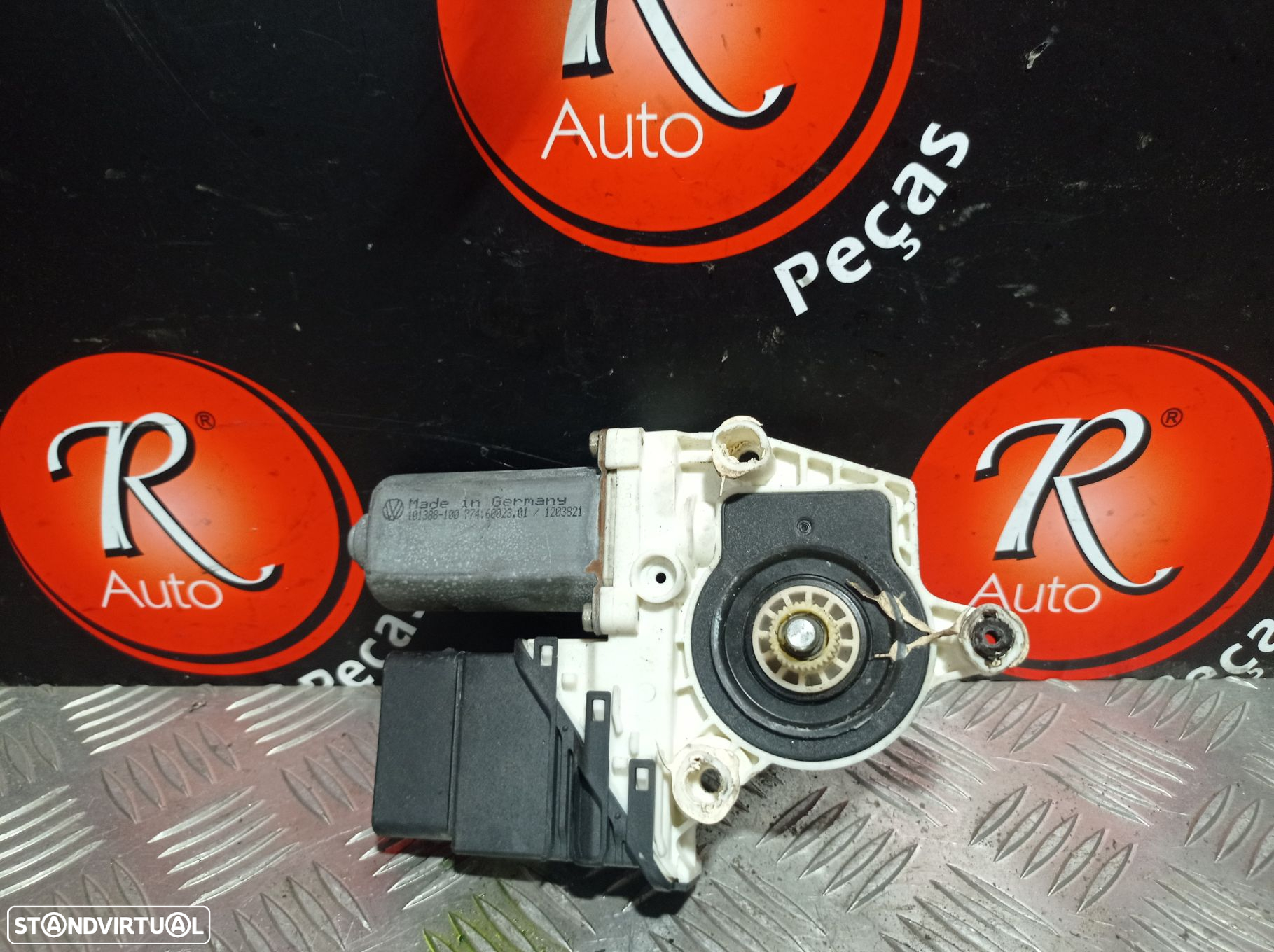 Motor Do Elevador Porta T.D Volkswagen Golf Iv (1J1) - 2